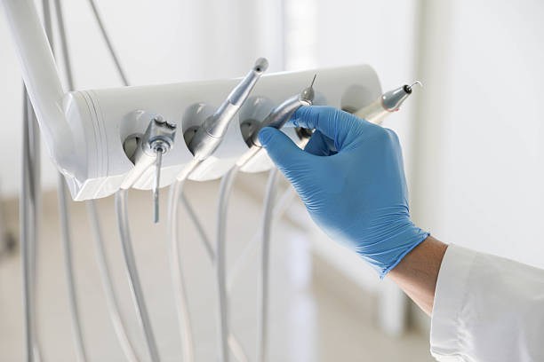 Professional Emergency Dentist technician working in Buckhall, VA